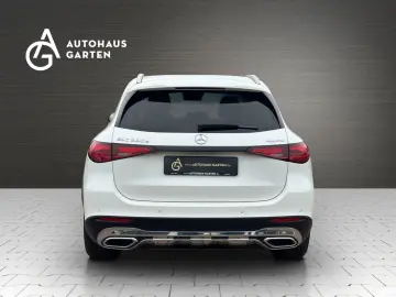 MERCEDES-BENZ GLC 300e 4Matic Avantgarde LED Kamera &hellip;