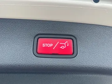 MERCEDES-BENZ GLC 300e 4Matic Avantgarde LED Kamera &hellip;