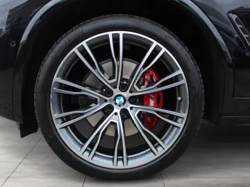 BMW X4 M40d 21  Pano HeadUp DrivingAProf Adaptives F