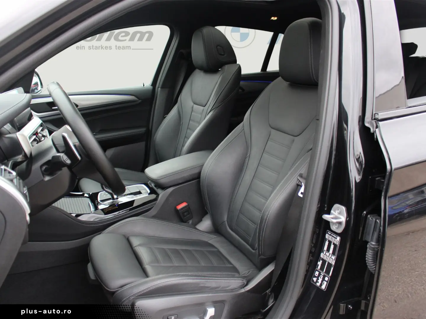 BMW X4 M40d 21  Pano HeadUp DrivingAProf Adaptives F