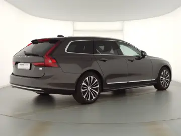 VOLVO V90 T6 AWD Core AHK behz.Fronts LED Navi DAB