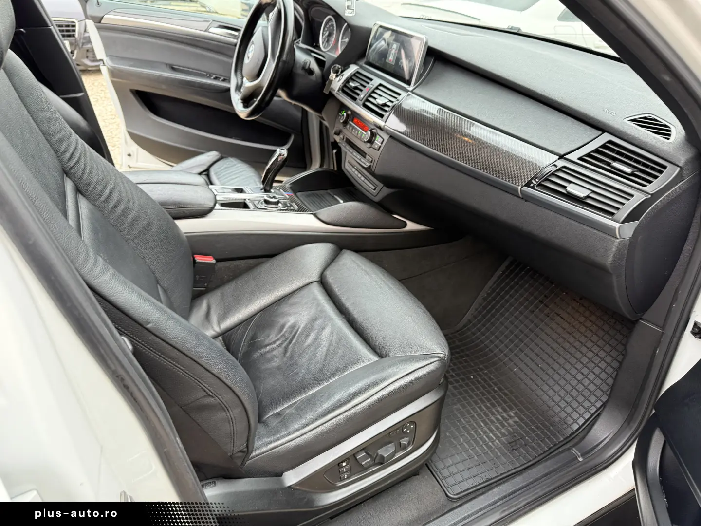 7000 e avans 7000e în rate