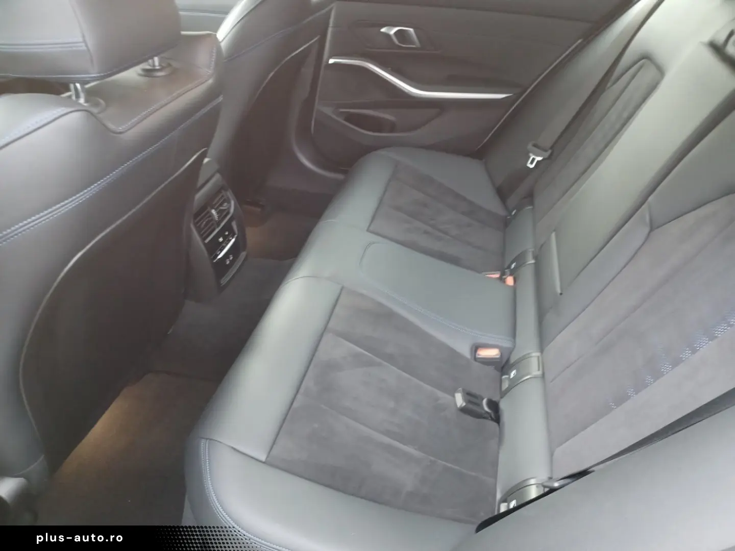 BMW 318i Limousine M Sportpaket DAB Tempomat Shz