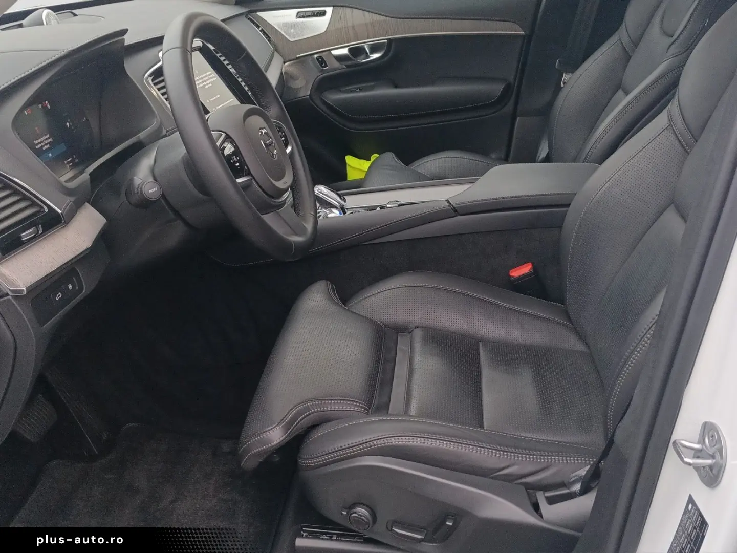 VOLVO XC90 T8 AWD UltraDark Massage Ventil AirSusp Bowers