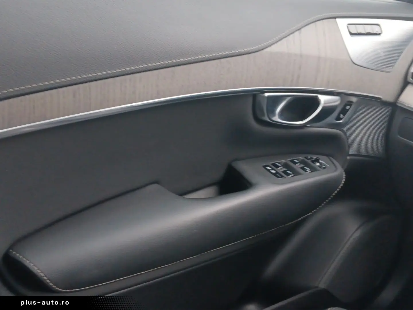 VOLVO XC90 T8 AWD UltraDark Massage Ventil AirSusp Bowers