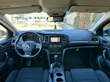 Renault Megane  2022  146.000 km  navigatie  garantie  rate