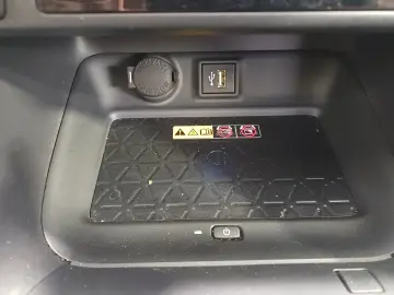 Toyota RAV4 2 5 Hybrid Luxury Premium AWD