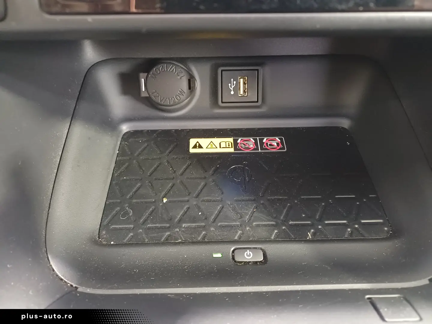 Toyota RAV4 2 5 Hybrid Luxury Premium AWD