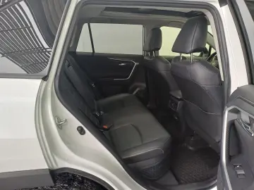 Toyota RAV4 2 5 Hybrid Luxury Premium AWD