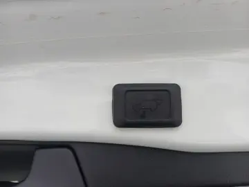 Toyota RAV4 2 5 Hybrid Luxury Premium AWD