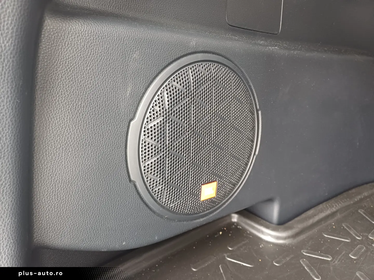 Toyota RAV4 2 5 Hybrid Luxury Premium AWD