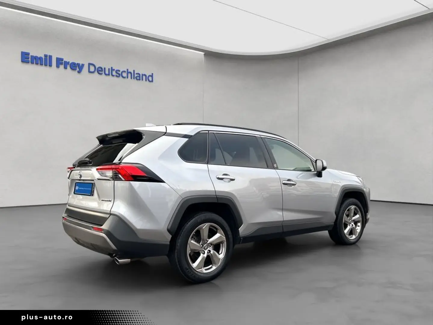 TOYOTA RAV 4 2.5 4x4 Hybrid Team Deutschland