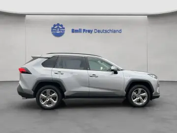 TOYOTA RAV 4 2.5 4x4 Hybrid Team Deutschland