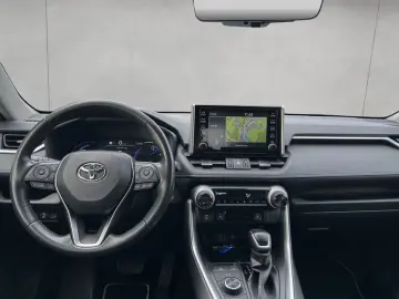 TOYOTA RAV 4 2.5 4x4 Hybrid Team Deutschland