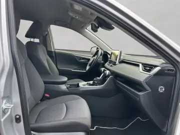 TOYOTA RAV 4 2.5 4x4 Hybrid Team Deutschland