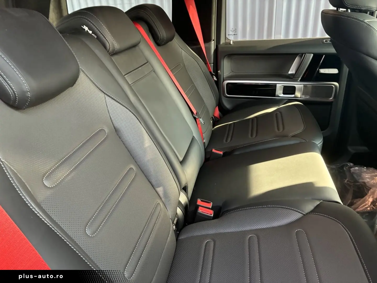 MERCEDES-BENZ G550 AMG