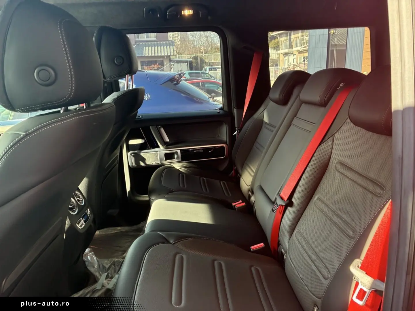 MERCEDES-BENZ G550 AMG