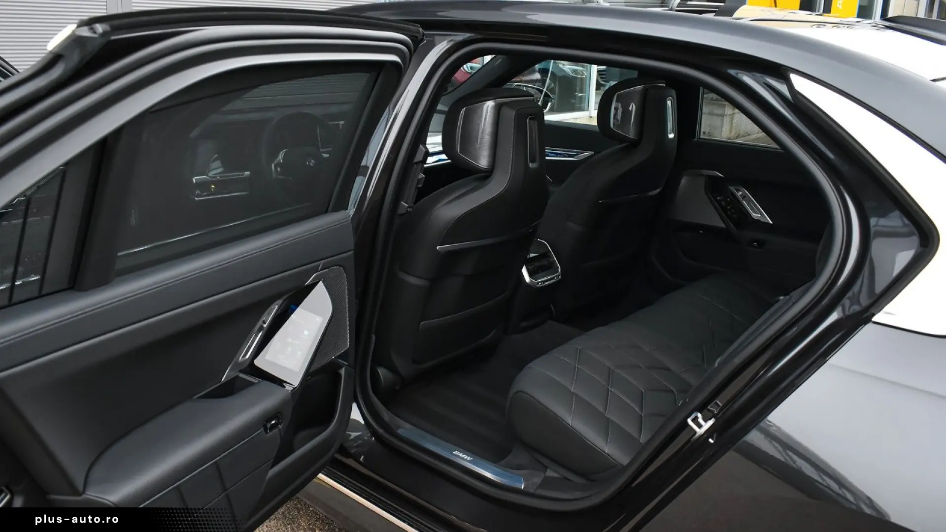 BMW 750e xDrive Executive