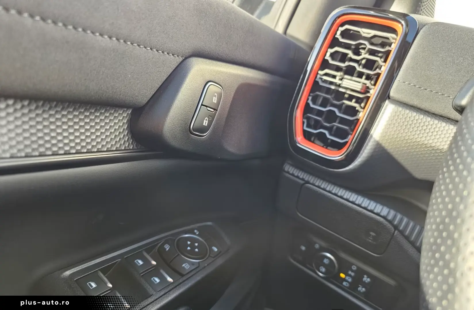 Ford Raptor  3.0 292PS Pachet Raptor ACC