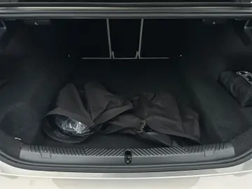 BMW 550e xDr MSpPro AdaptiveSusp Bowers IconicGl