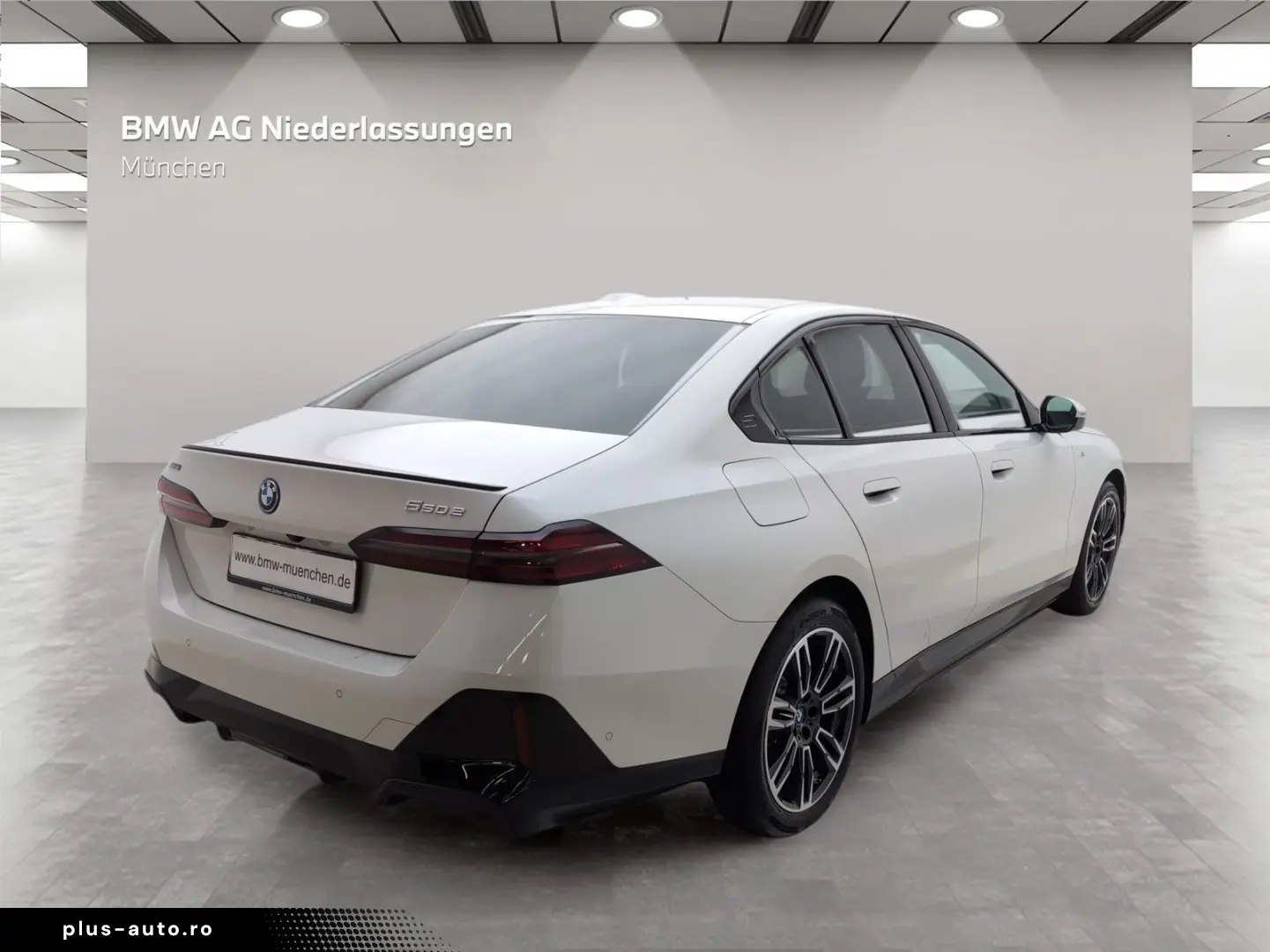 BMW 550e xDr M Sport AdaptiveSusp IconicGlow Ventil 360