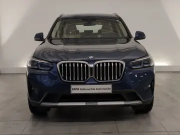 BMW X3 xDrive20d Navi Laser RFK Pano HUD