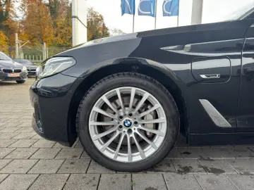 BMW 530e xDrive Touring