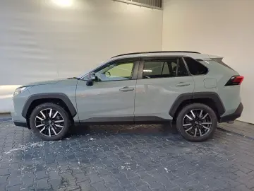 Toyota RAV4 Hybrid 4x4 Adventure