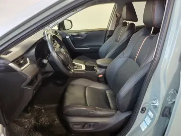 Toyota RAV4 Hybrid 4x4 Adventure