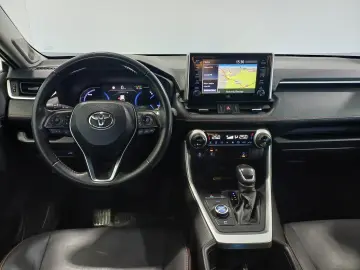 Toyota RAV4 Hybrid 4x4 Adventure