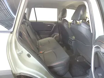 Toyota RAV4 Hybrid 4x4 Adventure