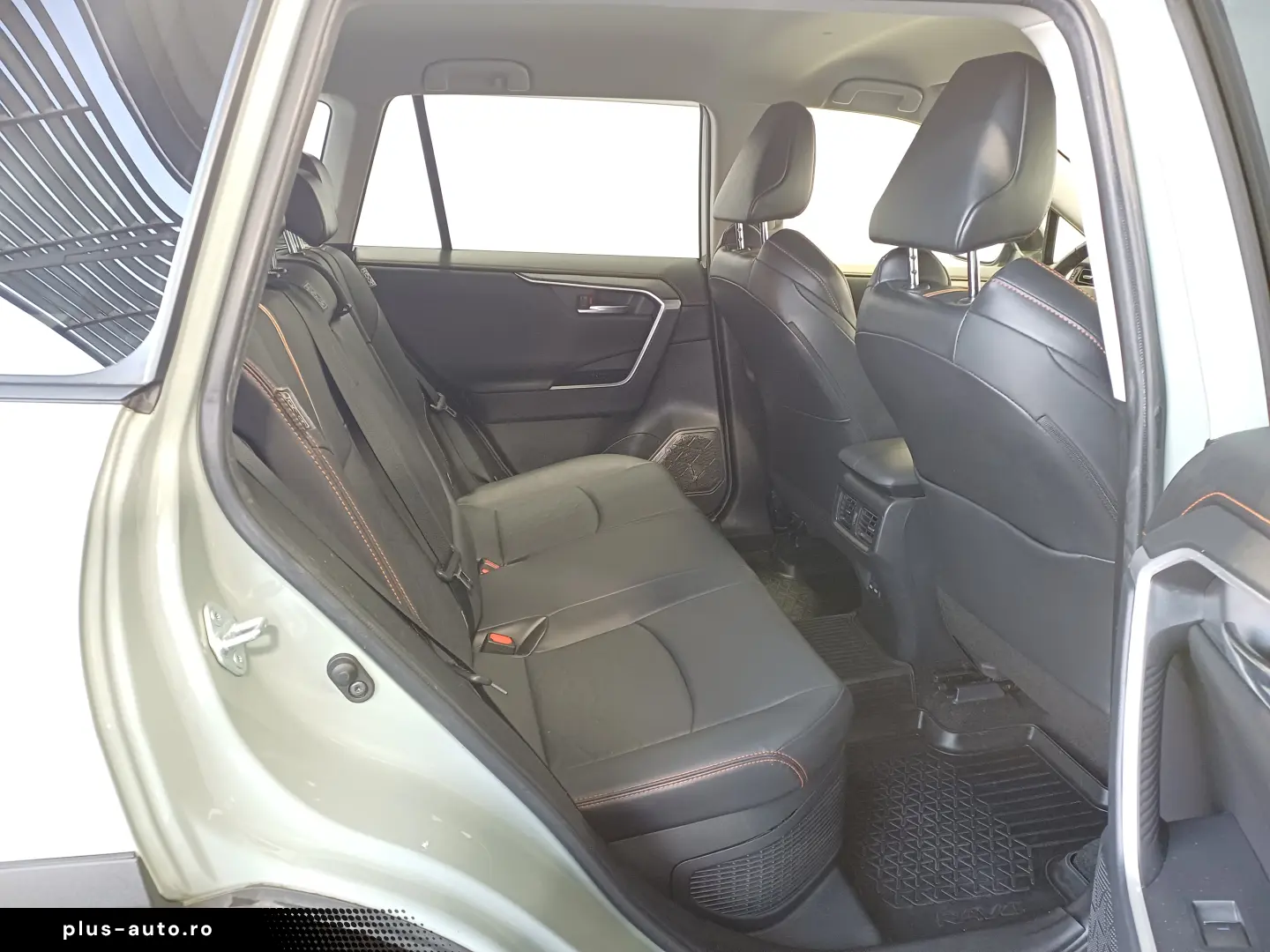 Toyota RAV4 Hybrid 4x4 Adventure