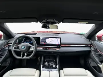 BMW 550e xDr MSpPro AdaptiveSusp IconicGl Ventil Bowers