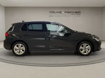 VW Golf VIII 1.5 TSI 85 kW ACC Virtual KlimaA.