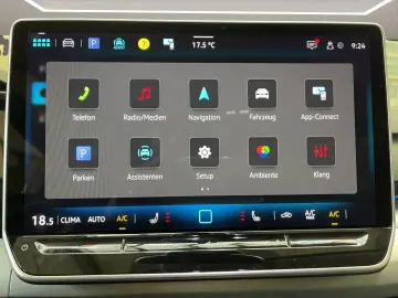 VW Golf VIII 1.5 TSI 85 kW ACC Virtual KlimaA.