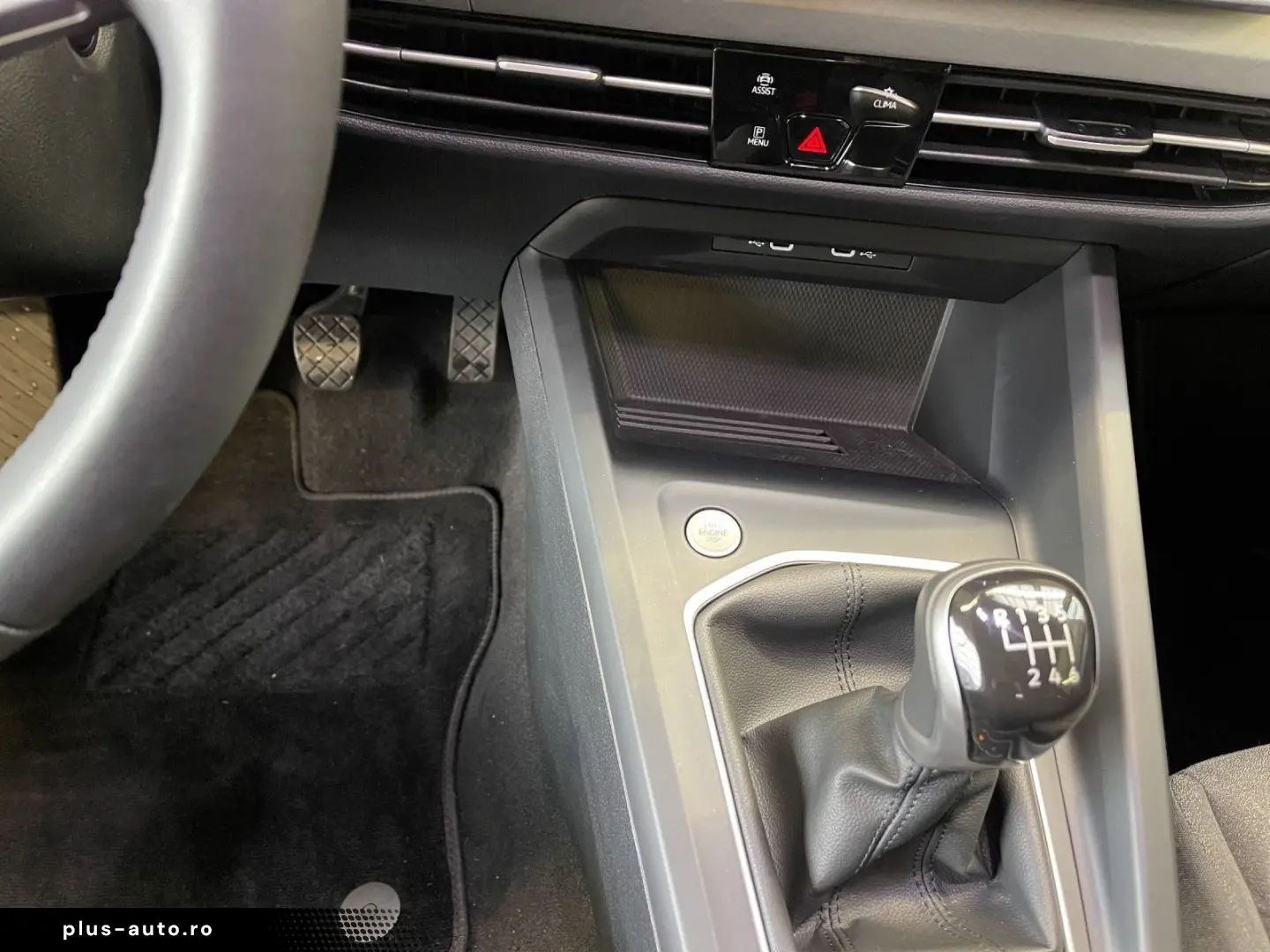 VW Golf VIII 1.5 TSI 85 kW ACC Virtual KlimaA.