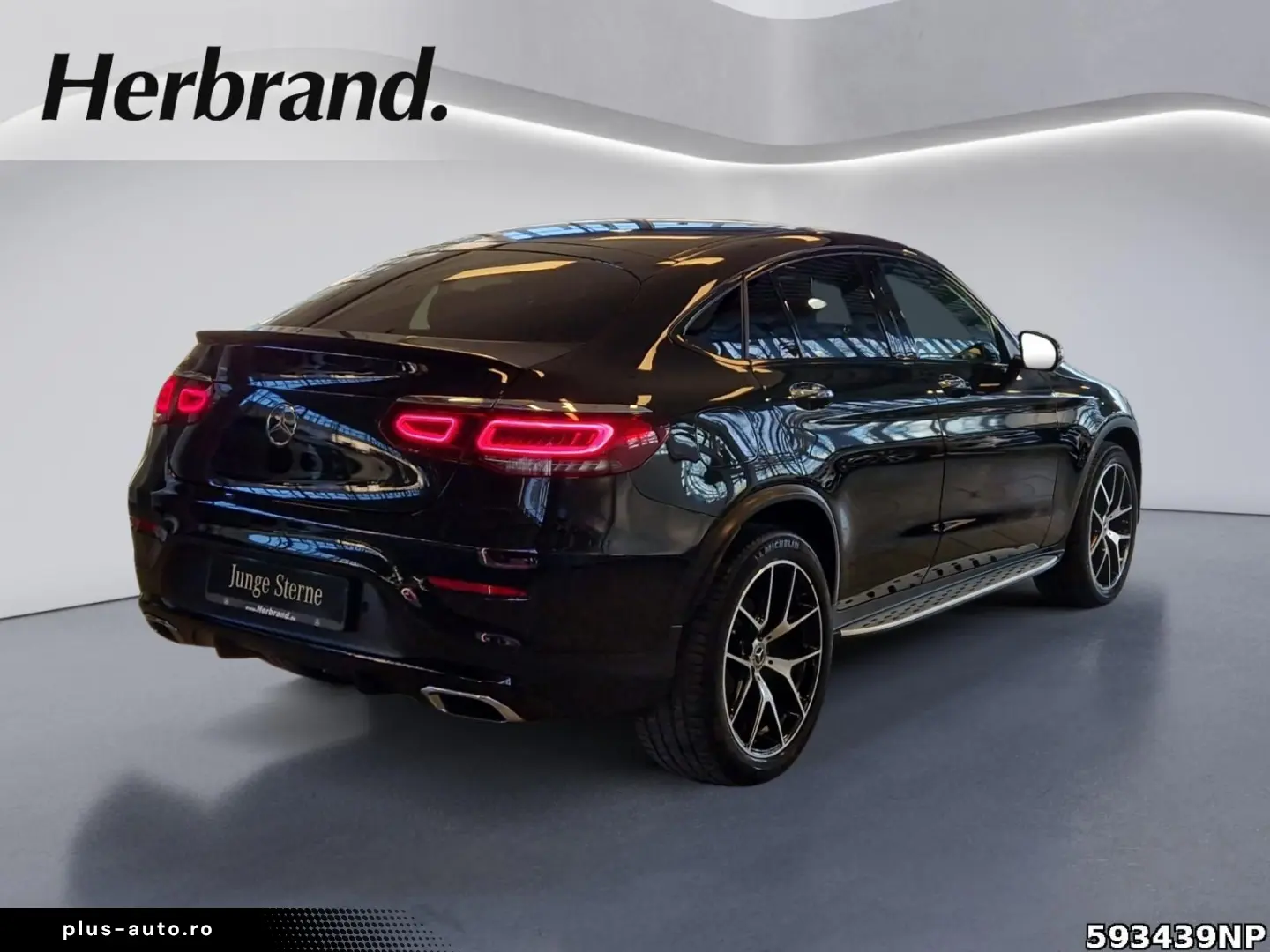 MERCEDES-BENZ GLC 300 4M AMG AHK Night 360  DISTRONIC