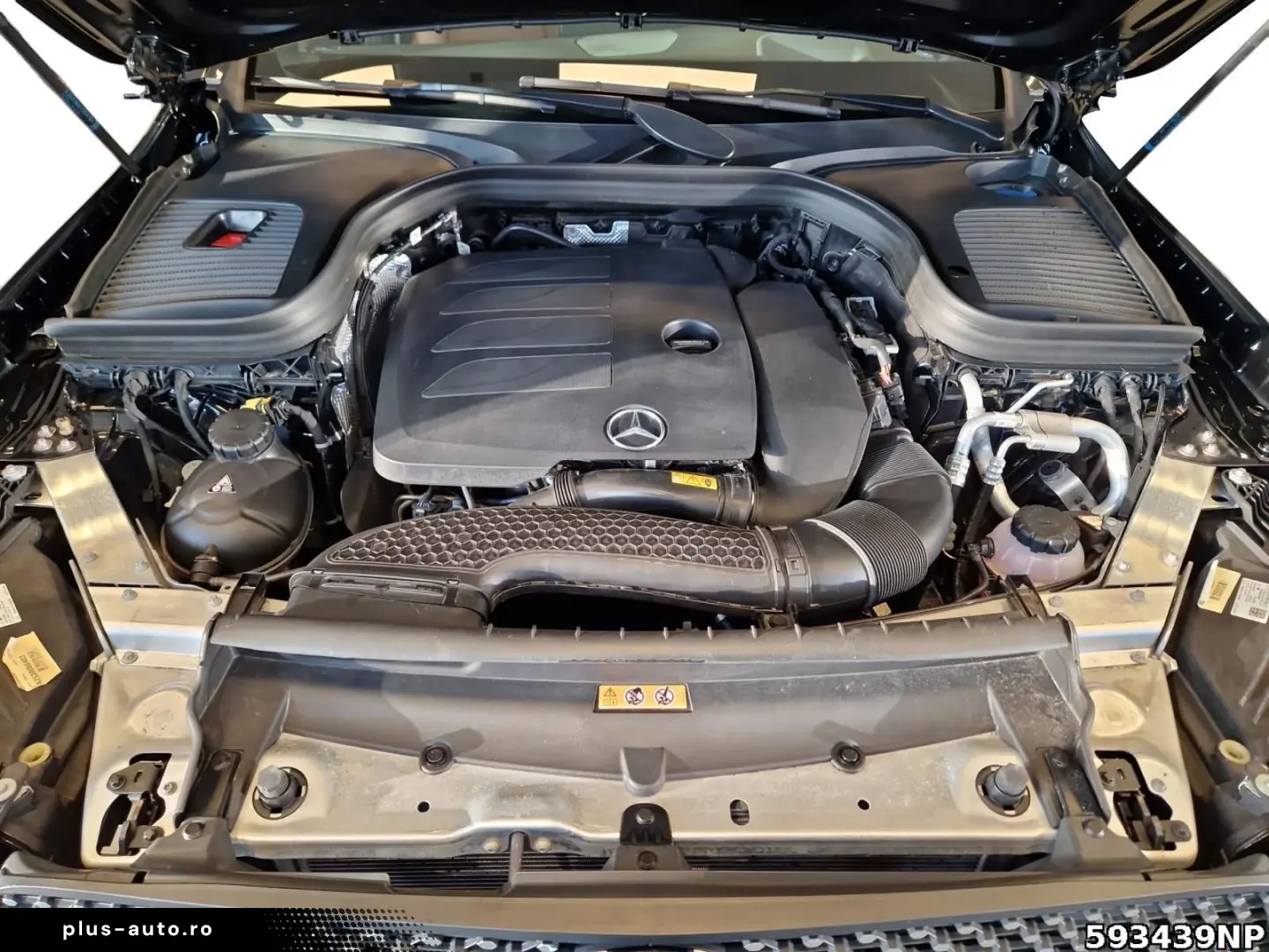 MERCEDES-BENZ GLC 300 4M AMG AHK Night 360  DISTRONIC