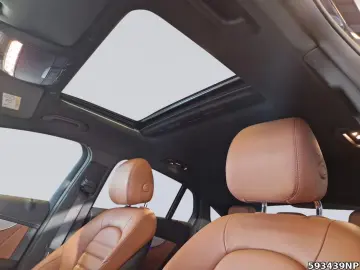 MERCEDES-BENZ GLC 300 4M AMG AHK Night 360  DISTRONIC