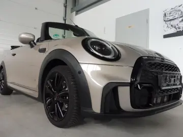 MINI Cooper Cabrio JCW Premium  HuD DC HK PDC v h Kam