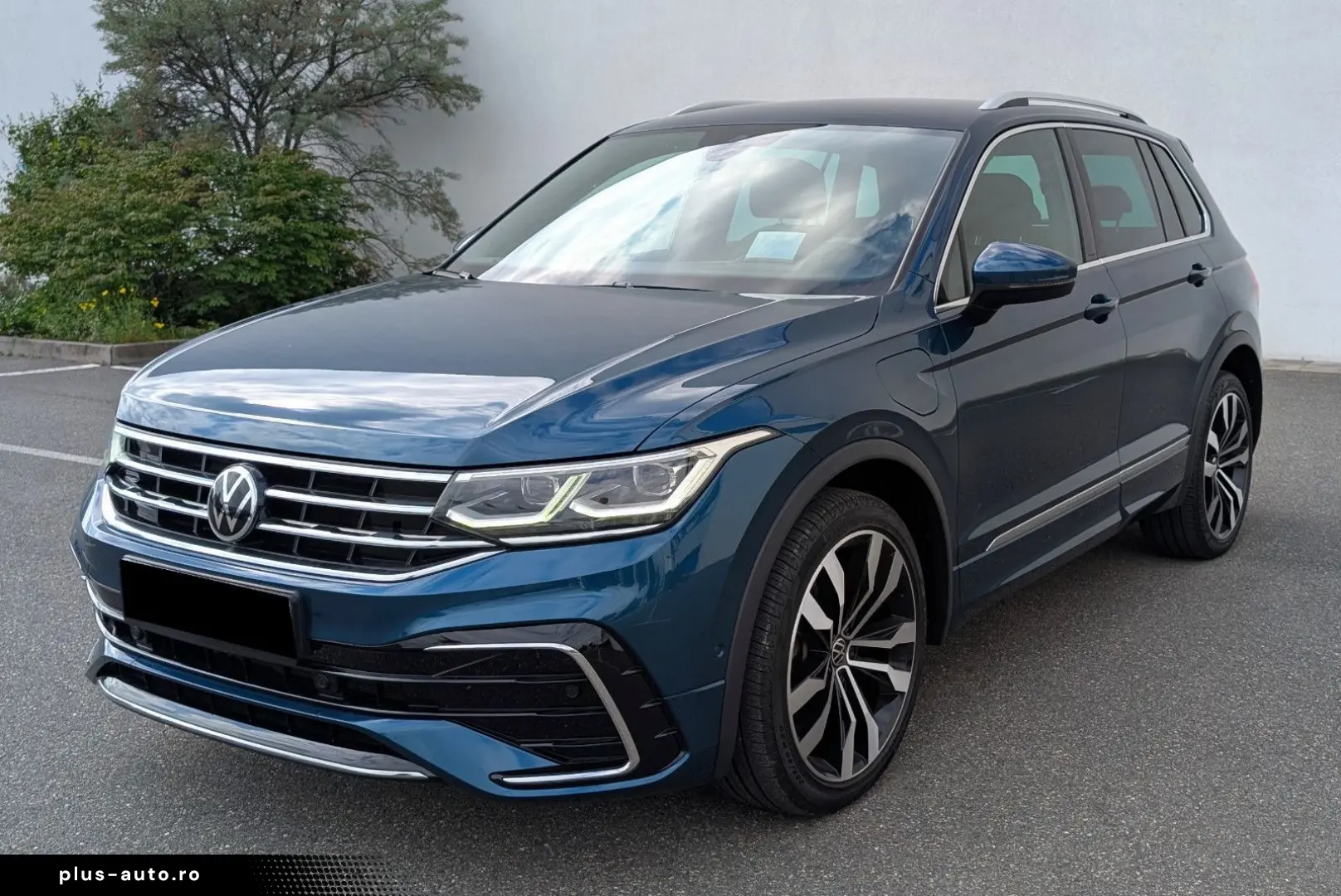 VW Tiguan eHYBRID R-Line  HUD ACC AHK DCC IQ Memory
