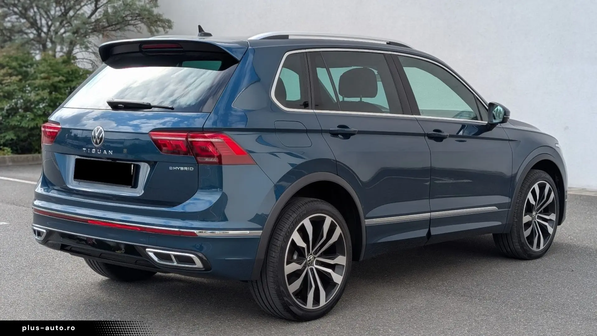 VW Tiguan eHYBRID R-Line  HUD ACC AHK DCC IQ Memory