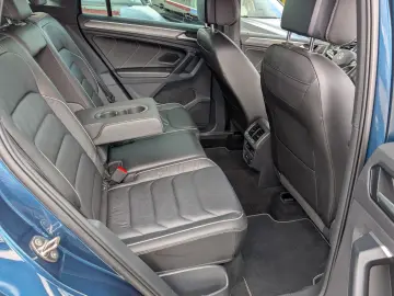 VW Tiguan eHYBRID R-Line  HUD ACC AHK DCC IQ Memory