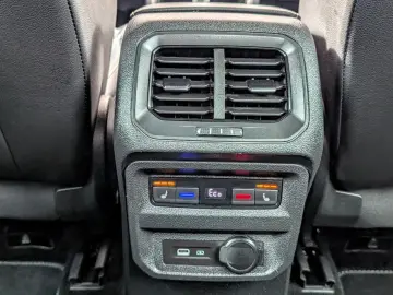 VW Tiguan eHYBRID R-Line  HUD ACC AHK DCC IQ Memory