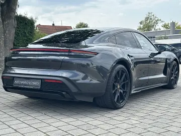 PORSCHE Taycan GTS 360  HUD 21'' Matrix Ap&hellip;