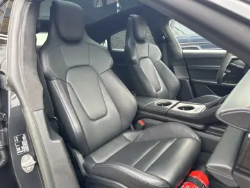 PORSCHE Taycan GTS 360  HUD 21'' Matrix Ap&hellip;