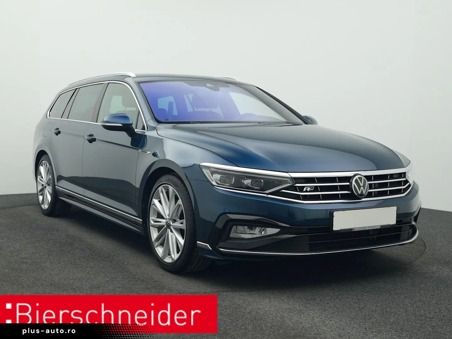 VW Passat Variant 2.0 TDI DSG 4Mo. R-Line 5-J-GAR N