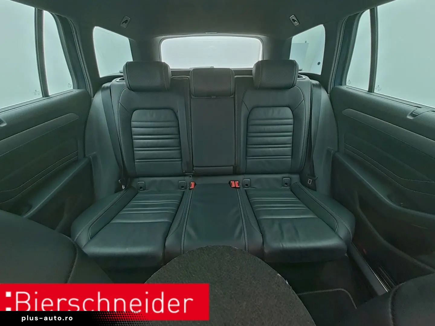 VW Passat Variant 2.0 TDI DSG 4Mo. R-Line 5-J-GAR N