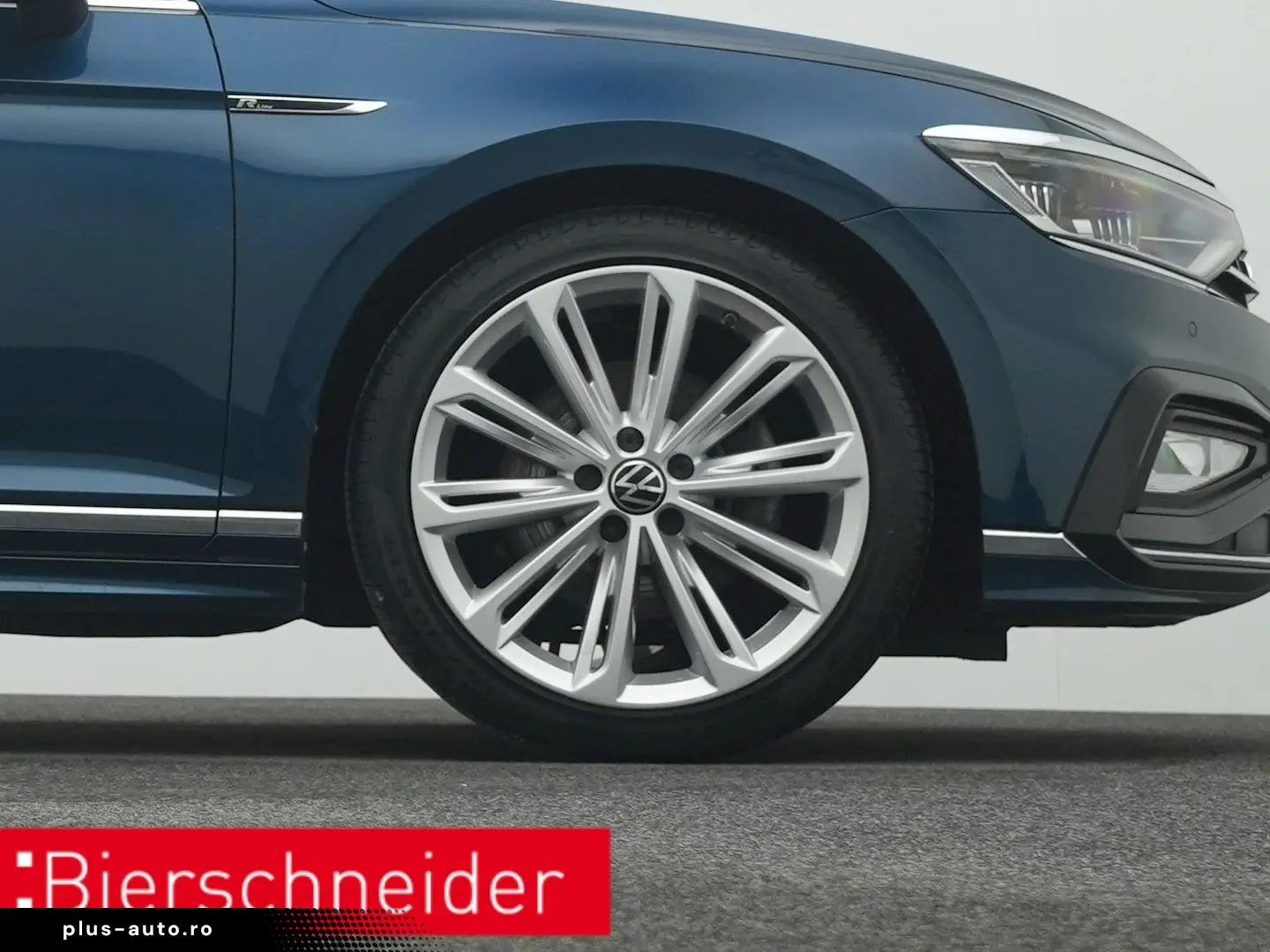 VW Passat Variant 2.0 TDI DSG 4Mo. R-Line 5-J-GAR N