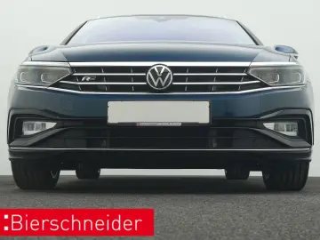VW Passat Variant 2.0 TDI DSG 4Mo. R-Line 5-J-GAR N